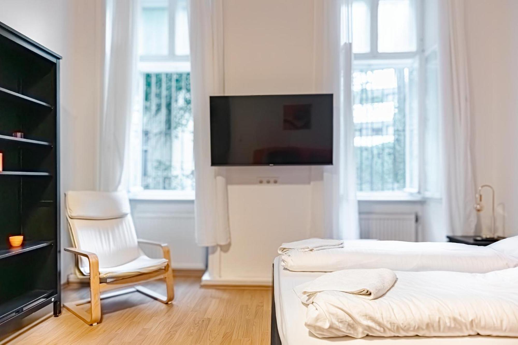 Chic Apartment - Very Central And Well Connected Wien Eksteriør billede