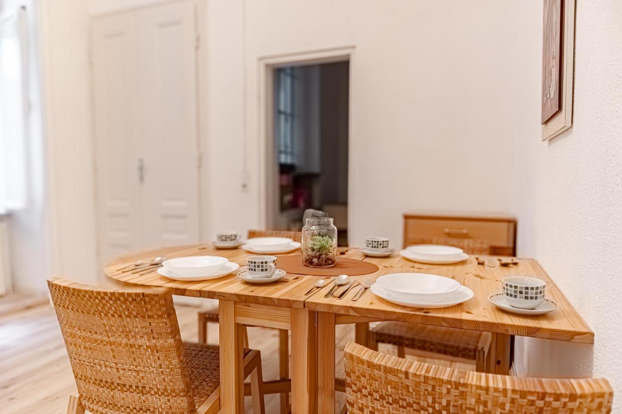 Chic Apartment - Very Central And Well Connected Wien Eksteriør billede